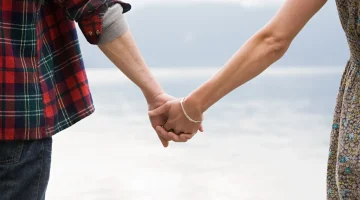 شعر عن مرض الحبيب (أجمل ما قيل)