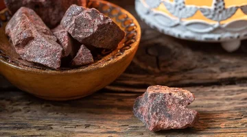 فوائد دم الأخوين للرحم