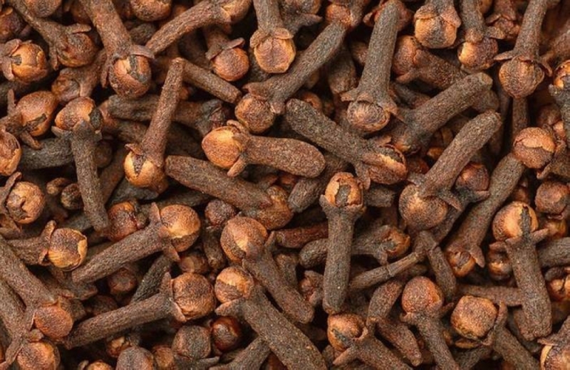 أضرار القرنفل على القلب