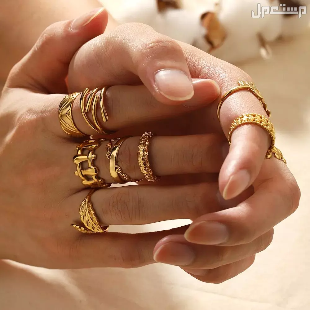 تفسير حلم لبس خاتم ذهب في اليد اليمنى أو اليسرى