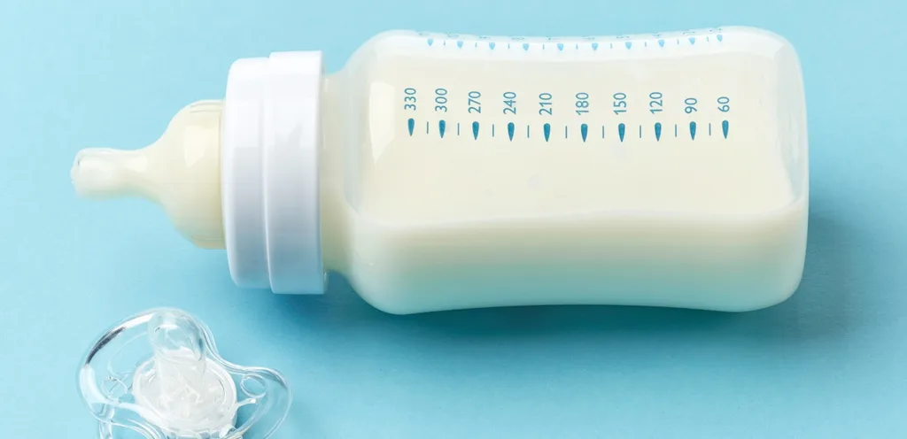 علامات فساد الحليب الصناعي