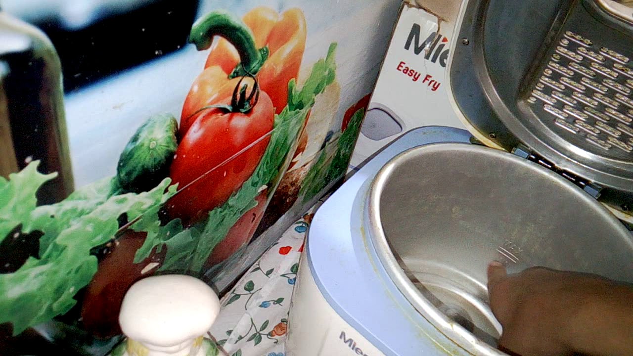 طريقة استخدام القلاية الهوائية