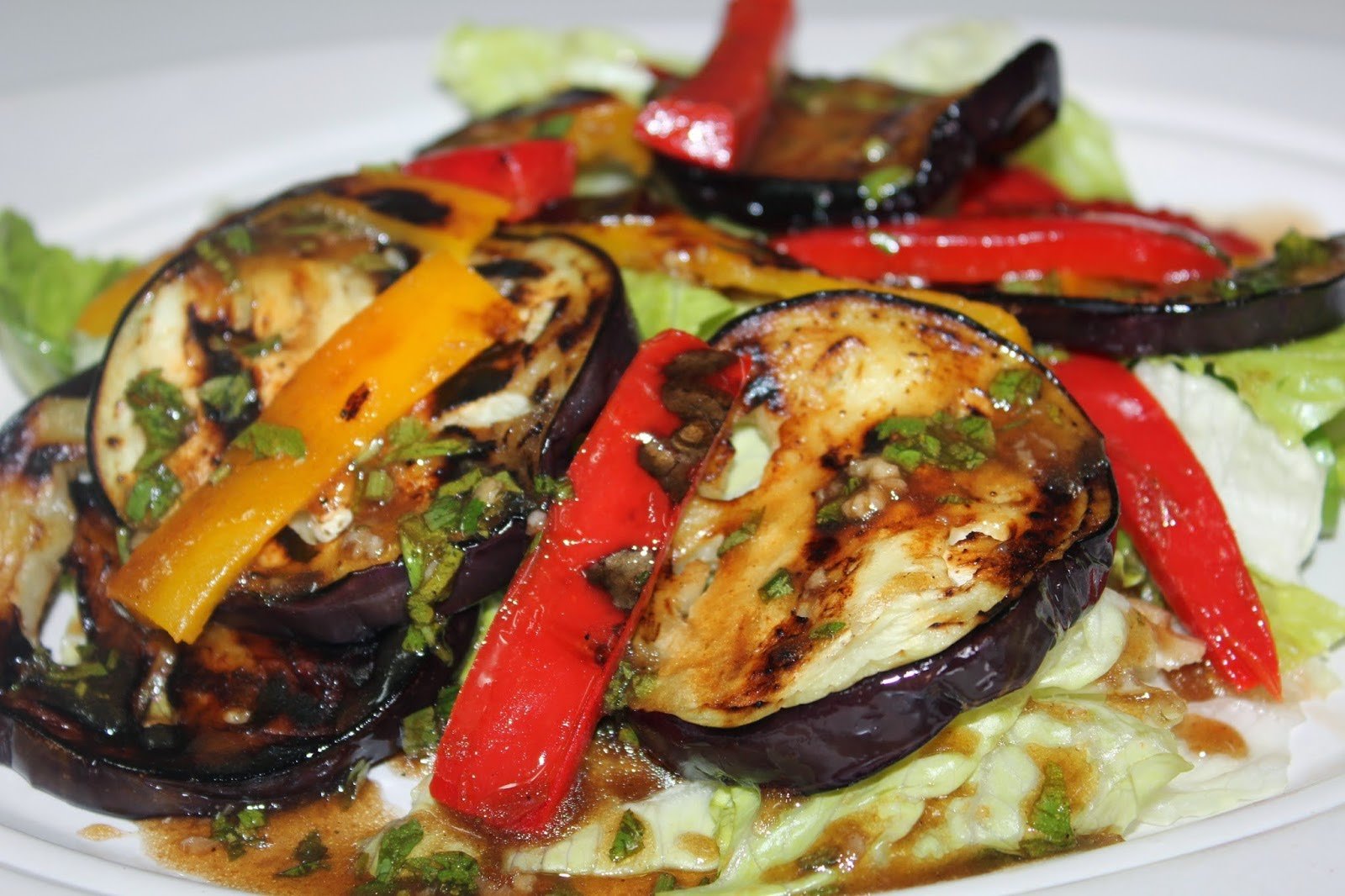 السعرات الحرارية في الباذنجان المشوي