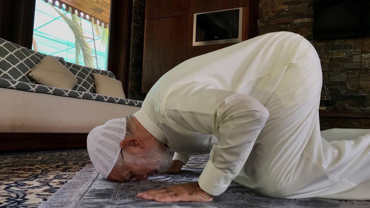 ما حكم سجود السهو في الصلاة؟