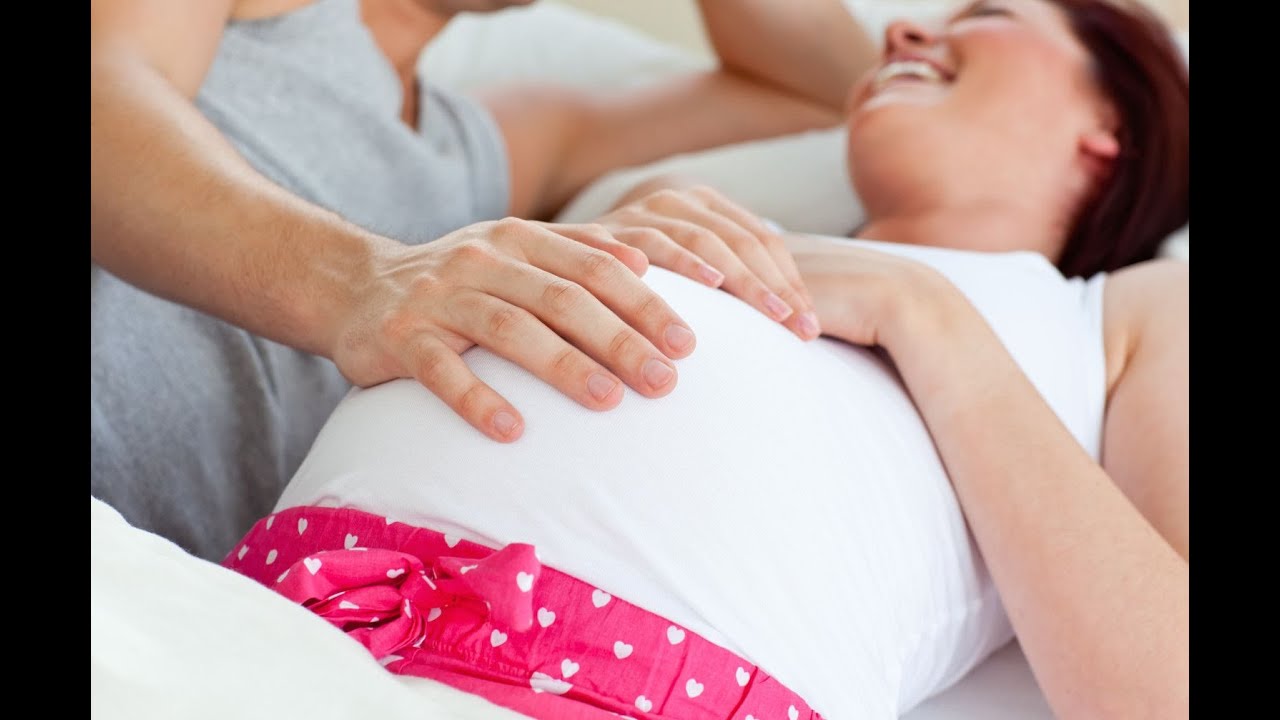 لماذا يحب الرجل قرص المرأة