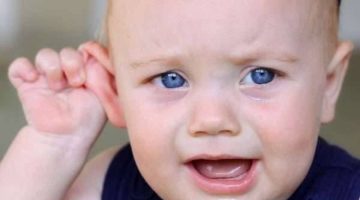 أسباب سماع صوت هواء في الأذن