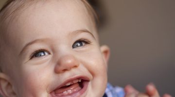 جدول التسنين عند الأطفال ومتى يبدأ ومتى ينتهي؟