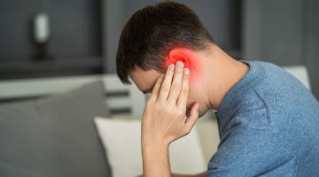 أعراض التهاب الأذن الوسطى