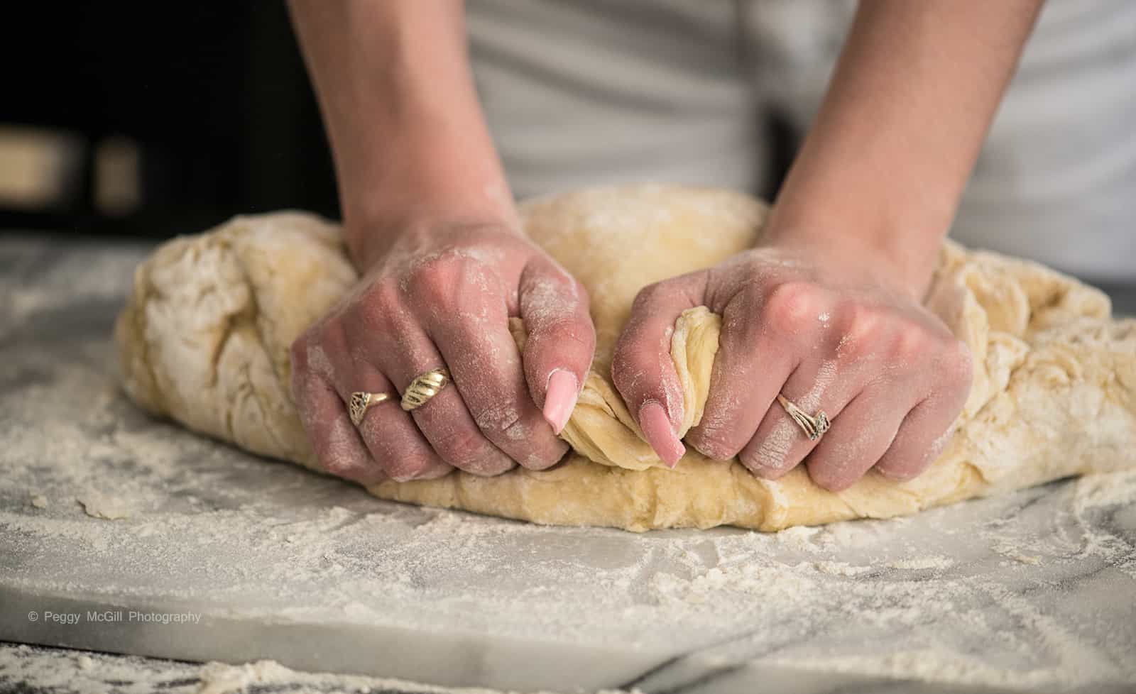 تفسير رؤية العجين في المنام