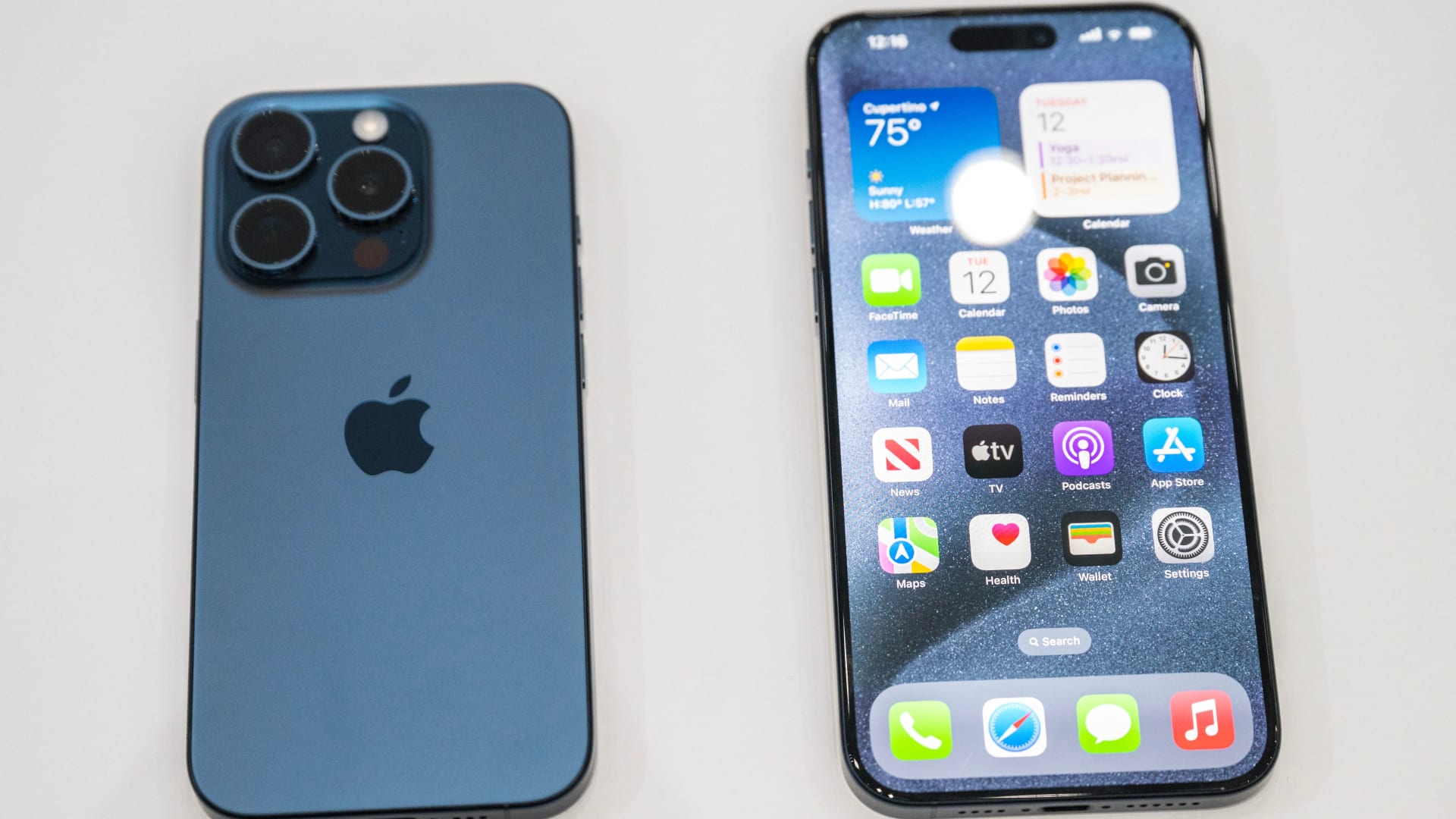 كيفية حذف جهات الاتصال من الآيفون بطرق مختلفة