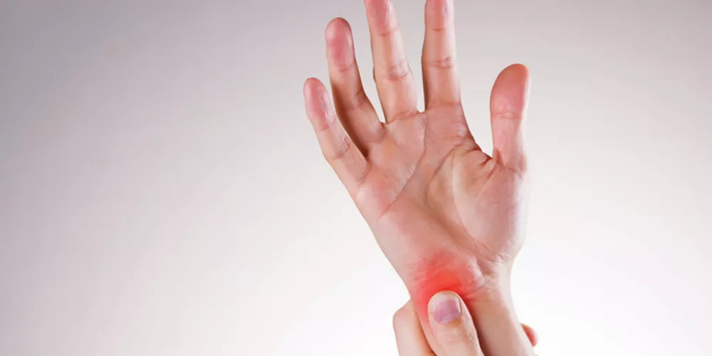 تجربتي مع متلازمة النفق الرسغي