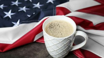 طريقة عمل القهوة الأمريكية بدون الجهاز