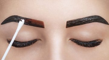 كم مدة بقاء صبغة الحواجب