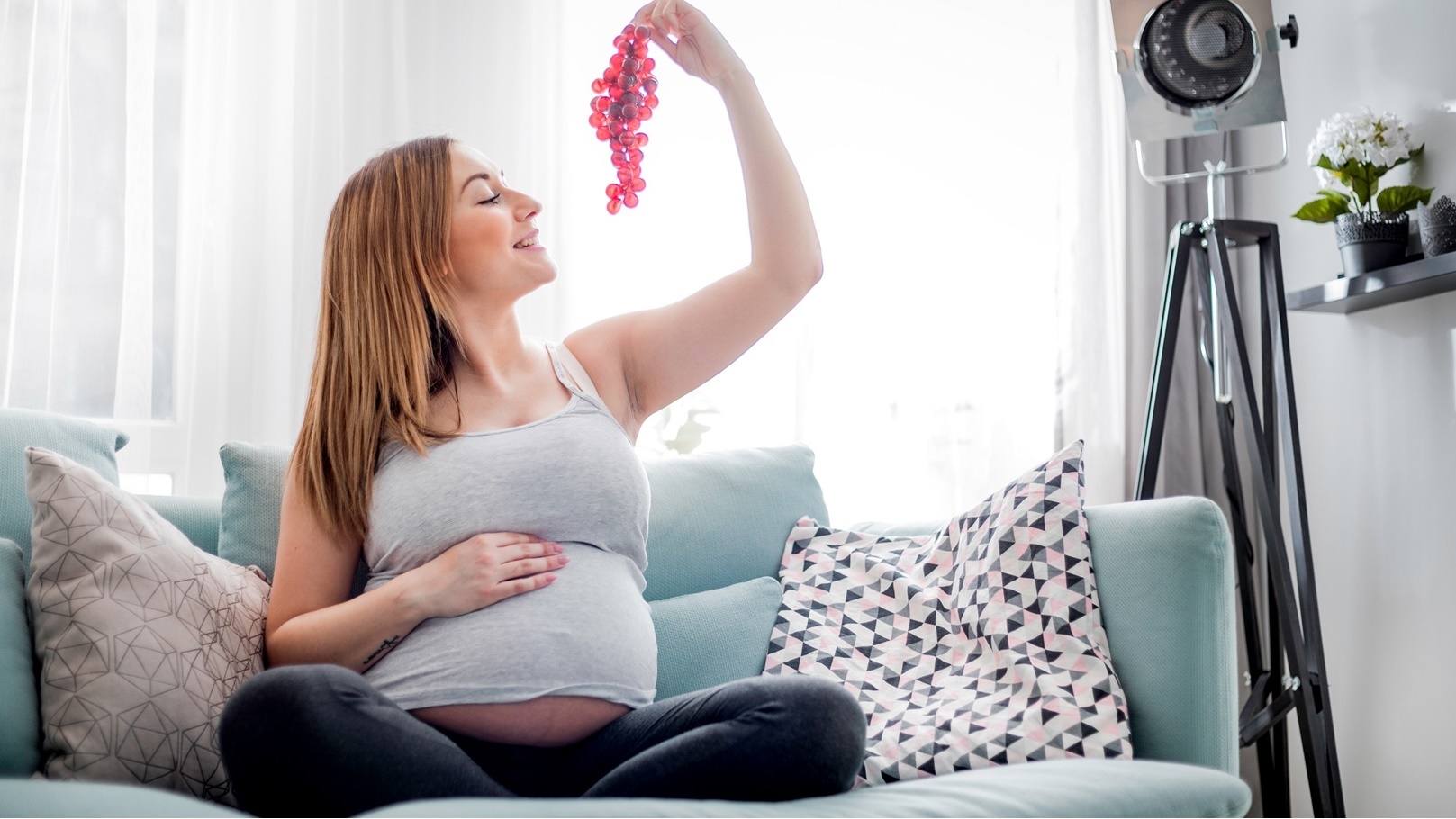 الجنين ميت والرحم مقفل