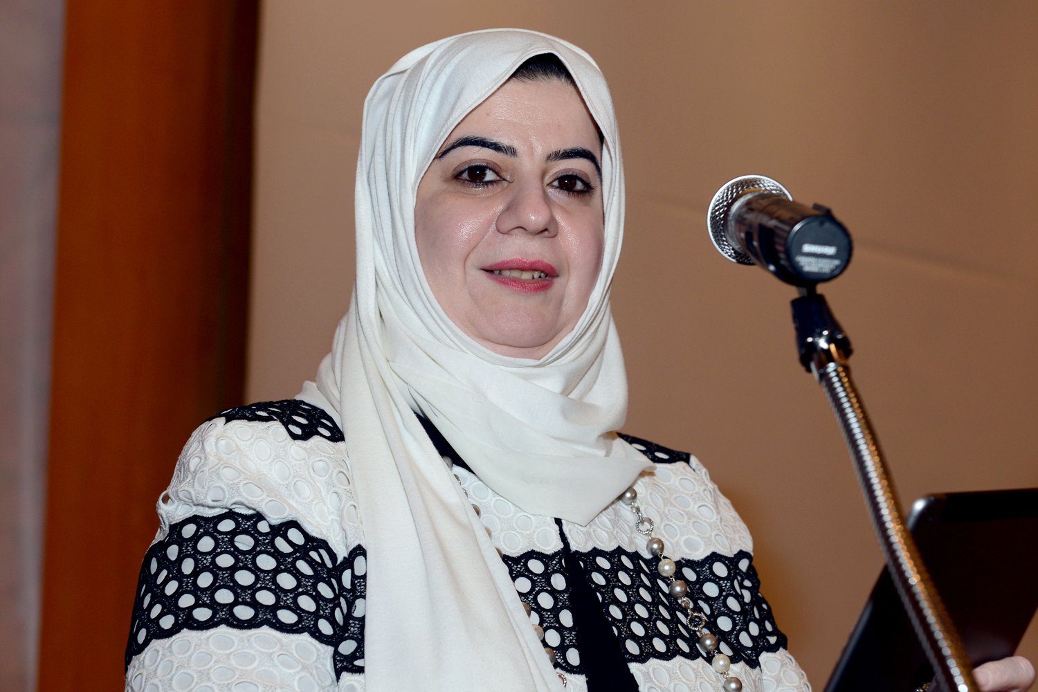 تجاربكم مع الدكتورة ماجدة بلال