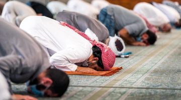 حكم صلاة الجماعة للرجال