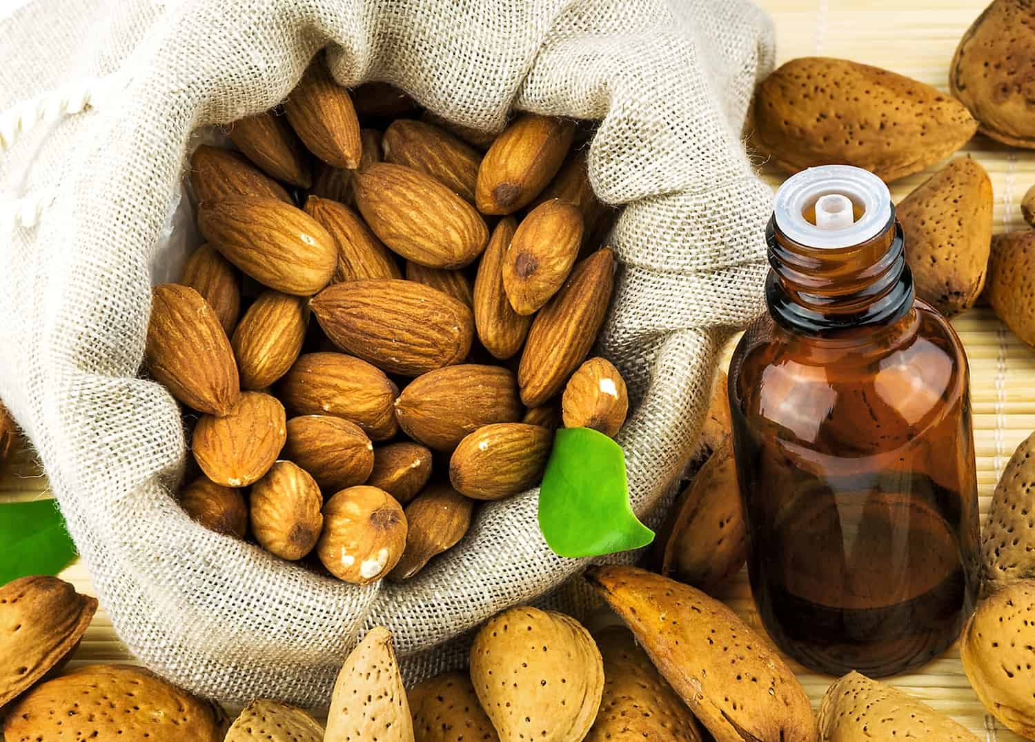 تجربتي مع زبدة الشيا وزيت اللوز المر