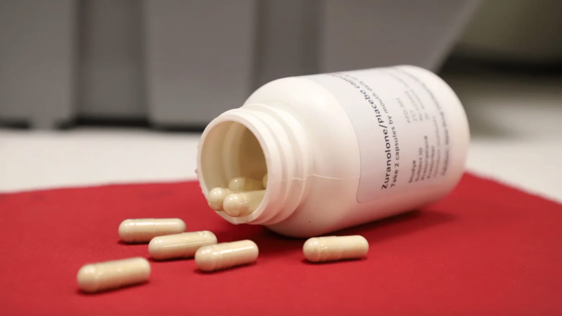 هل حبوب كليمن تنشط المبايض