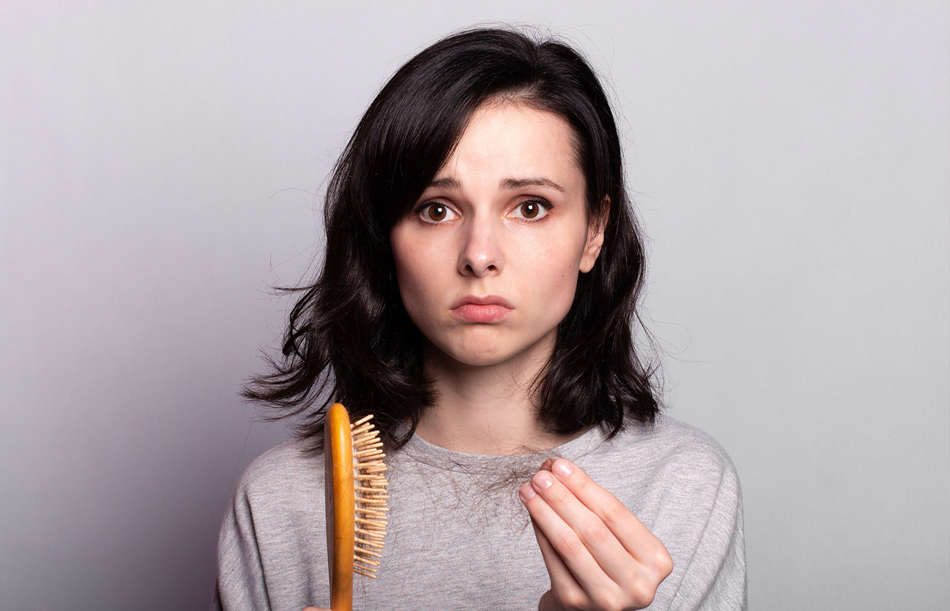 تفسير حلم اختي قصت شعرها للمتزوجه