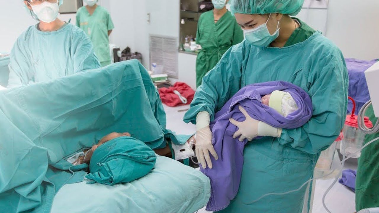 تفسير حلم الولادة القيصرية بدون ألم للمتزوجة