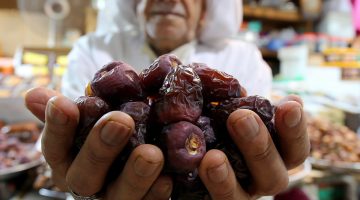 هل الامتناع عن السكر يشمل التمر